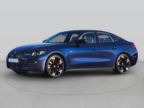 Cape York Green Metallic 2025 BMW M440 i xDrive