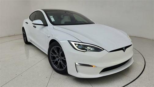 2022 Tesla Model S Plaid