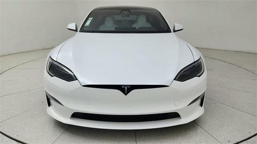 2022 Tesla Model S Plaid