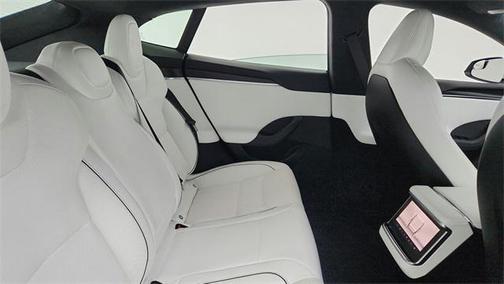 2022 Tesla Model S Plaid