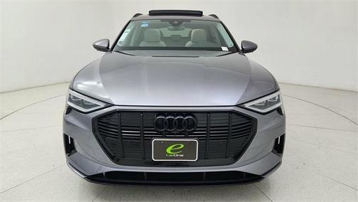 2022 Audi e-tron Premium