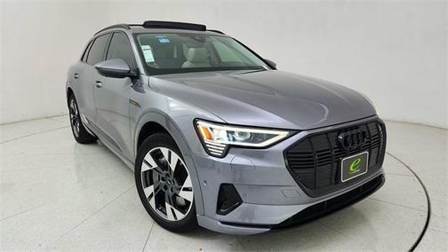 2022 Audi e-tron Premium