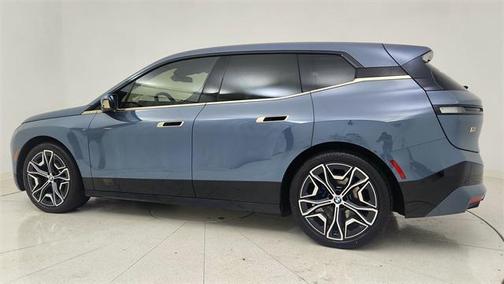 2022 BMW iX xDrive50