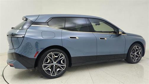 2022 BMW iX xDrive50