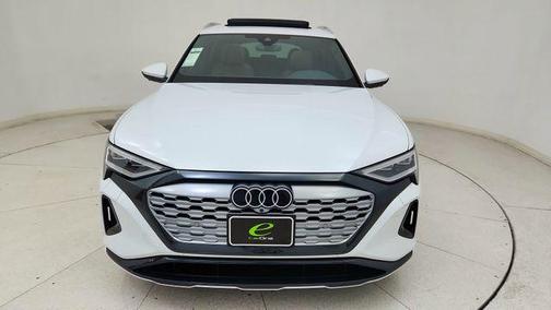 2024 Audi Q8 e-tron Premium Plus