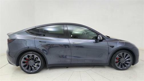 2024 Tesla Model Y Performance Dual Motor All-Wheel Drive