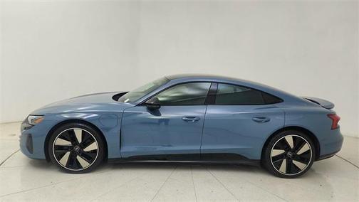 2023 Audi e-tron GT Prestige quattro