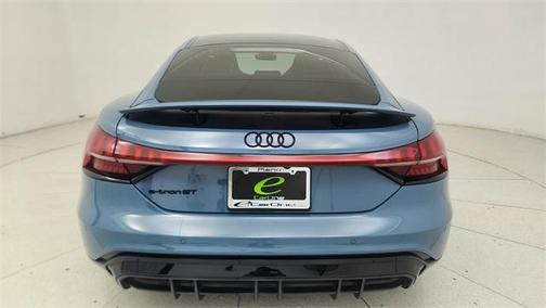 2023 Audi e-tron GT Prestige quattro