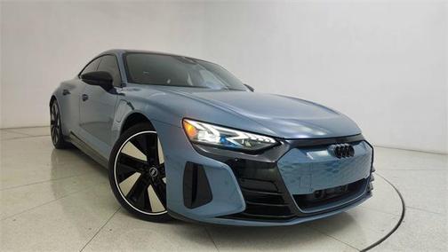 2023 Audi e-tron GT Prestige quattro