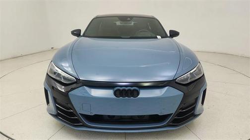 2023 Audi e-tron GT Prestige quattro