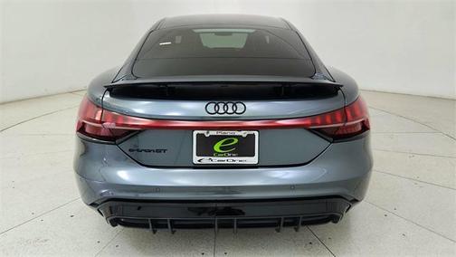 2023 Audi e-tron GT Prestige quattro