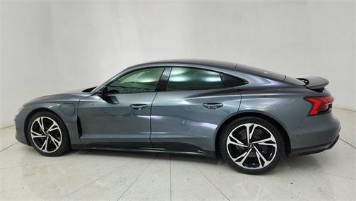 2023 Audi e-tron GT Prestige quattro