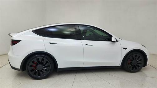 2022 Tesla Model Y Performance Dual Motor All-Wheel Drive