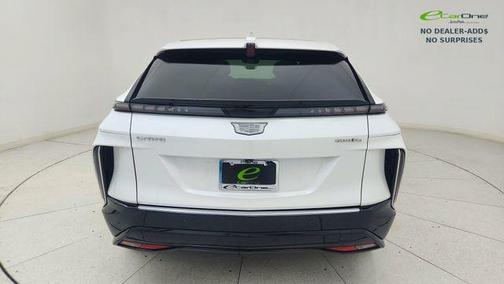 Crystal White Tricoat 2024 Cadillac LYRIQ Luxury