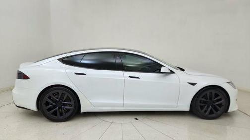 2022 Tesla Model S Base