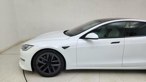 2022 Tesla Model S Base