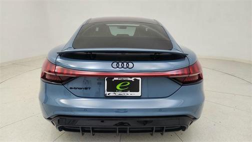 2022 Audi e-tron GT Prestige