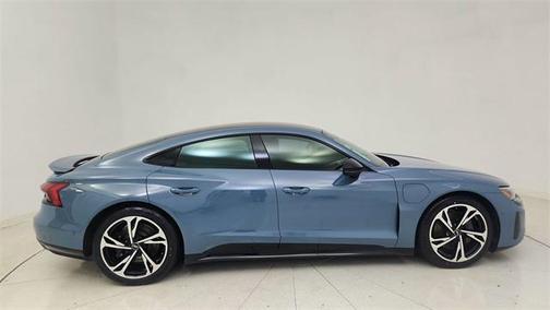 2022 Audi e-tron GT Prestige