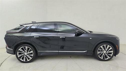 2024 Cadillac LYRIQ Luxury w/1SE