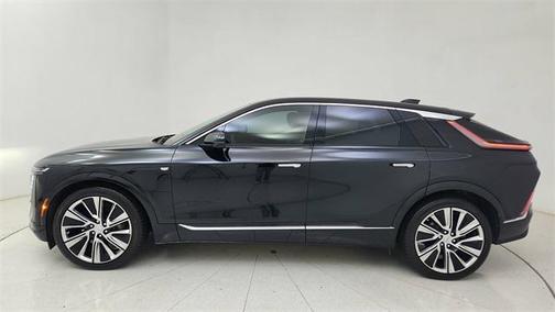 2024 Cadillac LYRIQ Luxury w/1SE