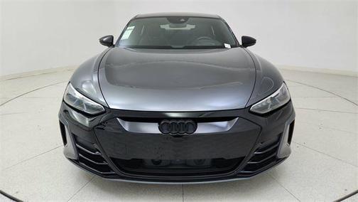 2022 Audi RS e-tron GT quattro