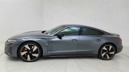 2022 Audi RS e-tron GT quattro