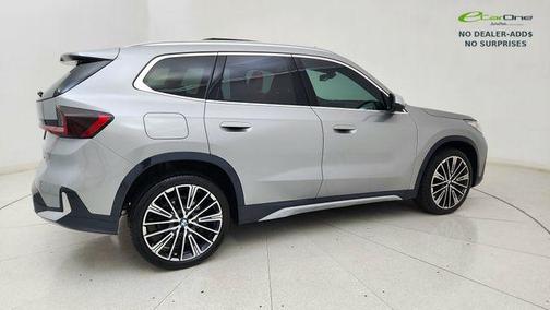 Space Silver Metallic 2024 BMW X1 xDrive28i