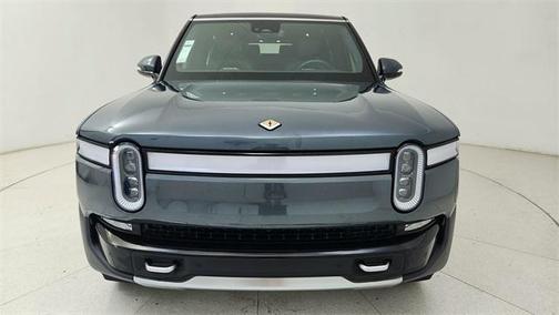 2023 Rivian R1S Adventure