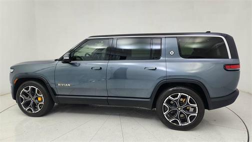 2023 Rivian R1S Adventure