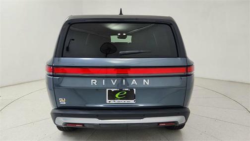 2023 Rivian R1S Adventure