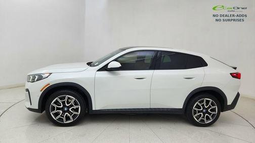 White 2025 BMW X2 xDrive28i