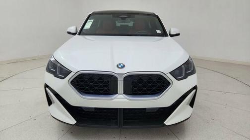 White 2025 BMW X2 xDrive28i