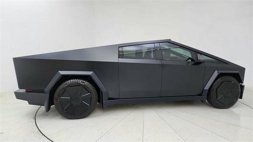 2024 Tesla Cybertruck Cyberbeast