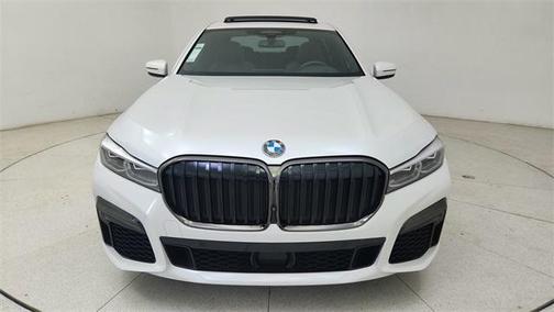 2022 BMW 750 i xDrive