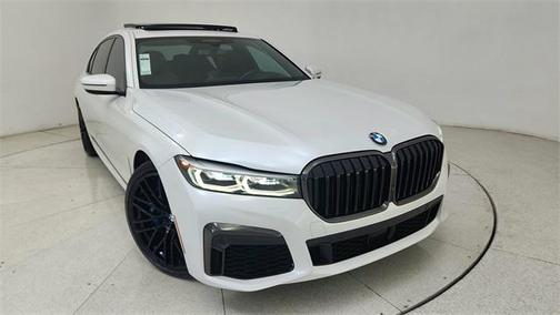 2022 BMW 750 i xDrive