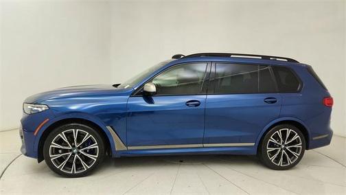 2022 BMW X7 M50i