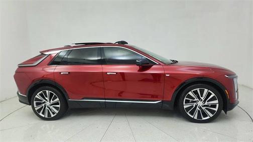 2024 Cadillac LYRIQ Luxury w/1SE