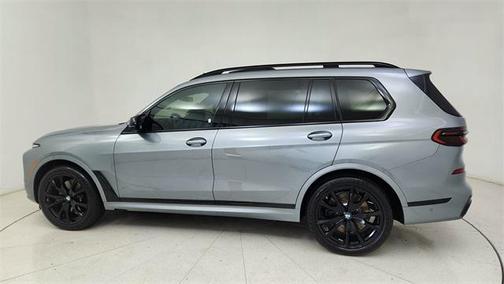 2026 BMW X7 M60i