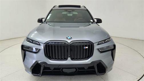 2026 BMW X7 M60i