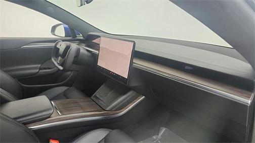 2022 Tesla Model S Base