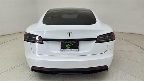 2022 Tesla Model S Base
