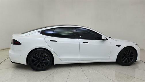 2022 Tesla Model S Base