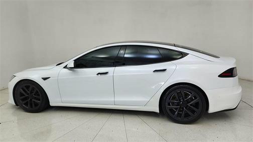 2022 Tesla Model S Base
