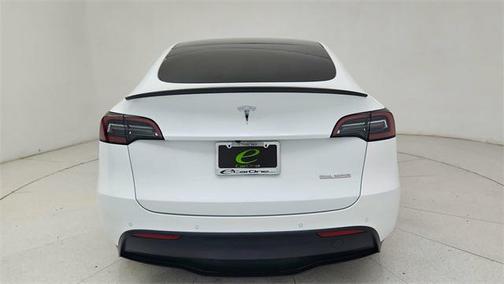 2022 Tesla Model Y Performance Dual Motor All-Wheel Drive