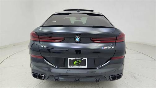 2025 BMW X6 M60i