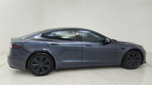 2025 Tesla Model S Base