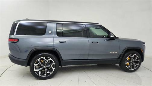 2023 Rivian R1S Adventure