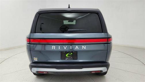 2023 Rivian R1S Adventure