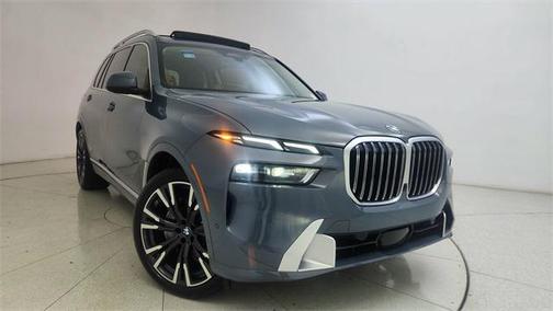 2025 BMW X7 xDrive40i