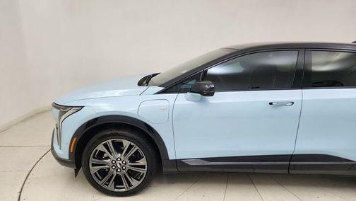 Nimbus Metallic 2025 Cadillac OPTIQ Sport 2 AWD